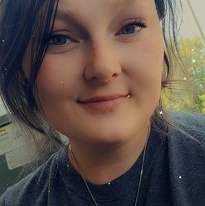 Meet your Posher, Gabby